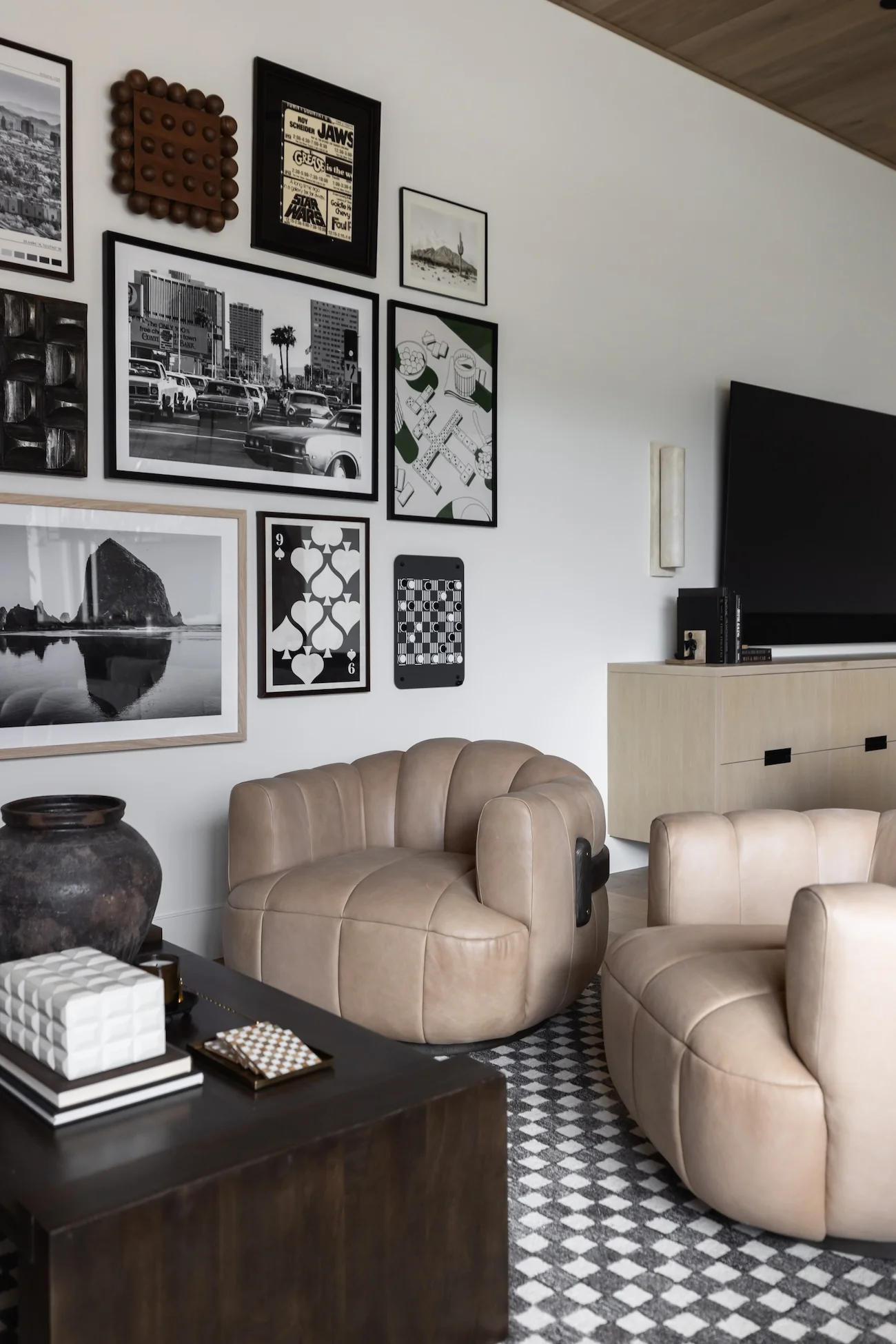 Tadeo Swivel Armchair - Image 11