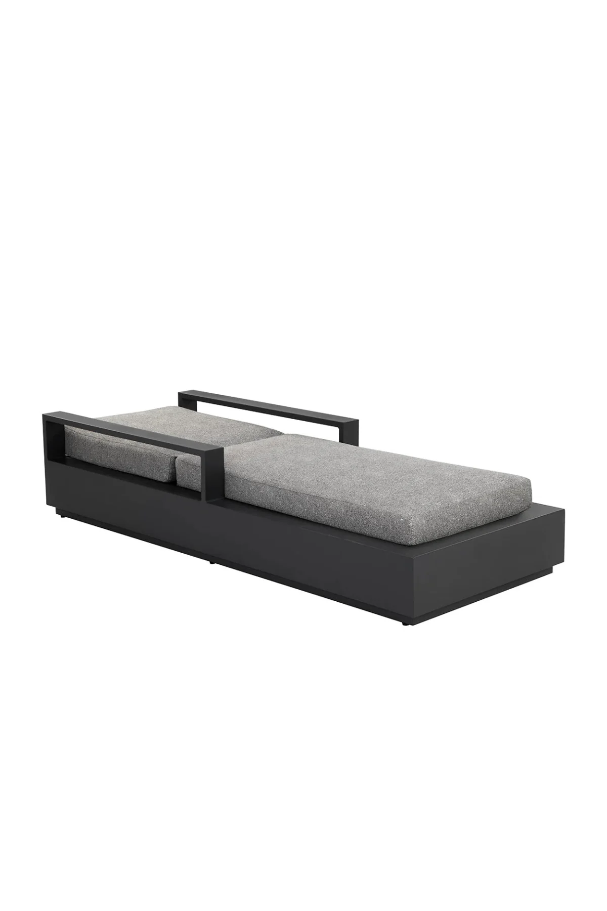 Tavira Lounger - Image 4