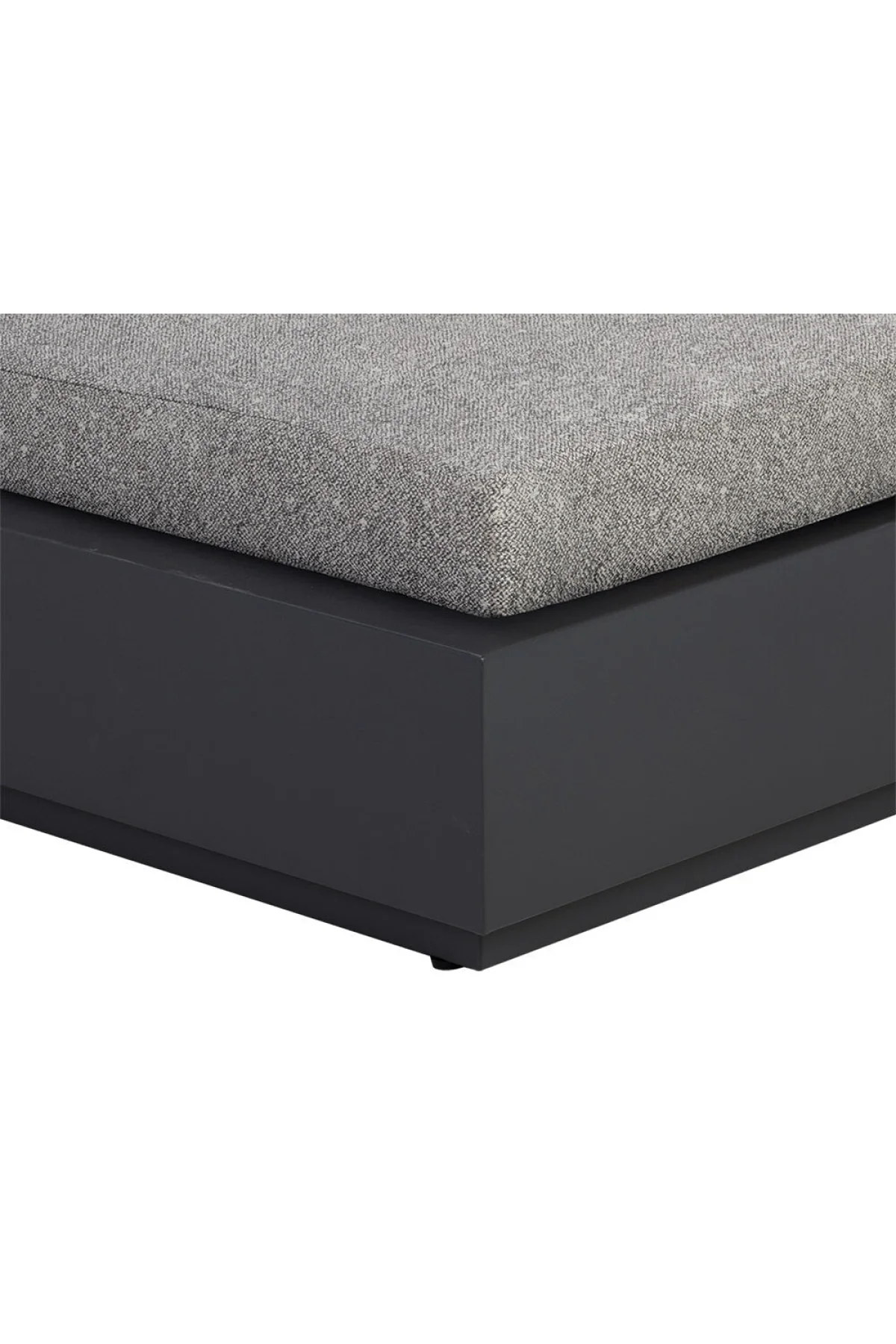 Tavira Lounger - Image 7