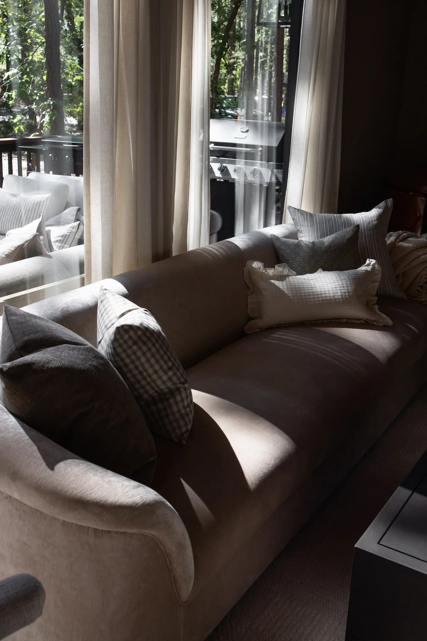 Thora Sofa - Beige