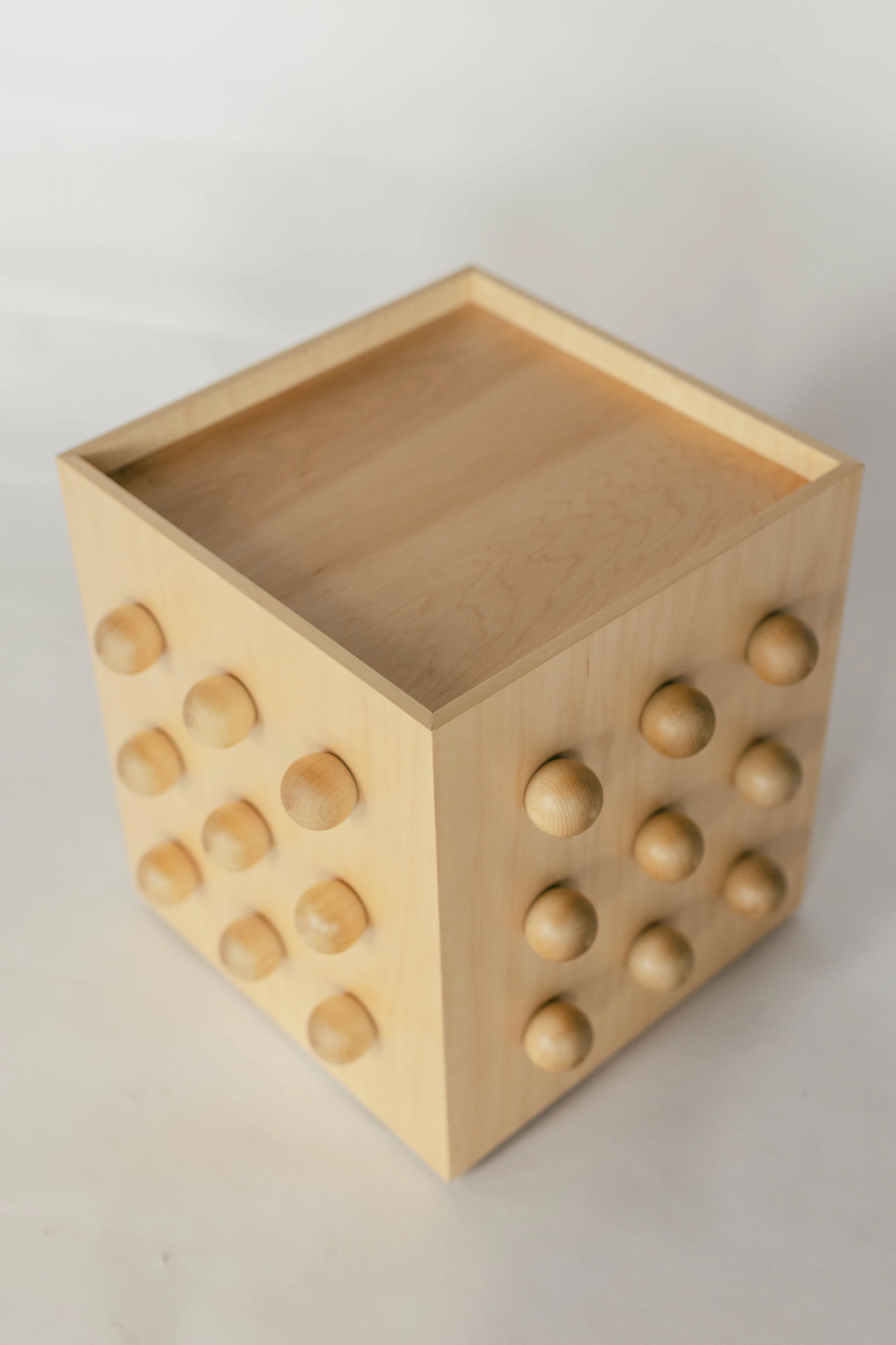 Threefold Table - Image 4
