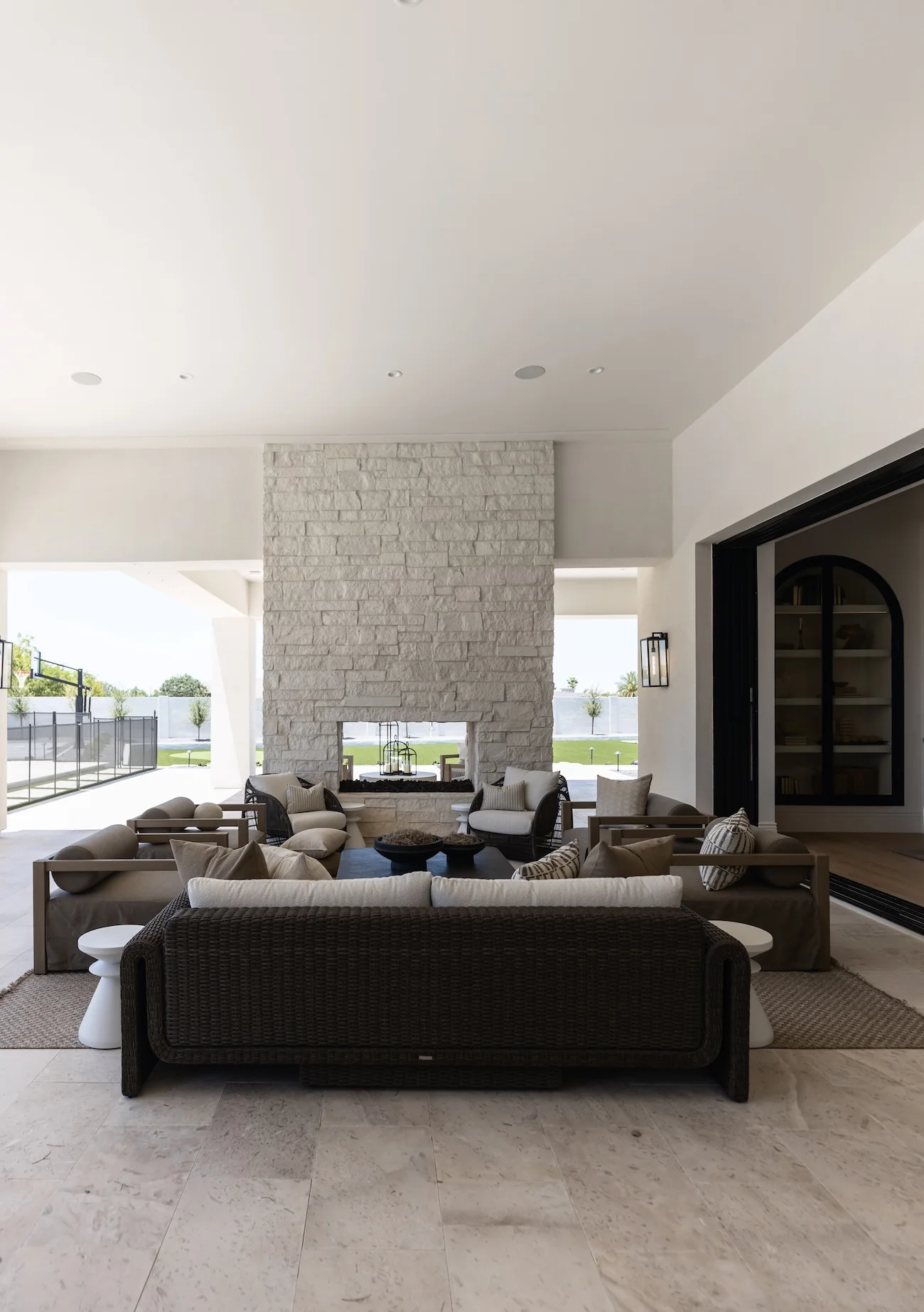 Tibi Sofa - Grey - Image 6
