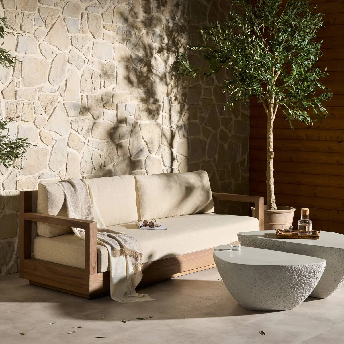 Venda Outdoor Sofa - 86" - Image 14