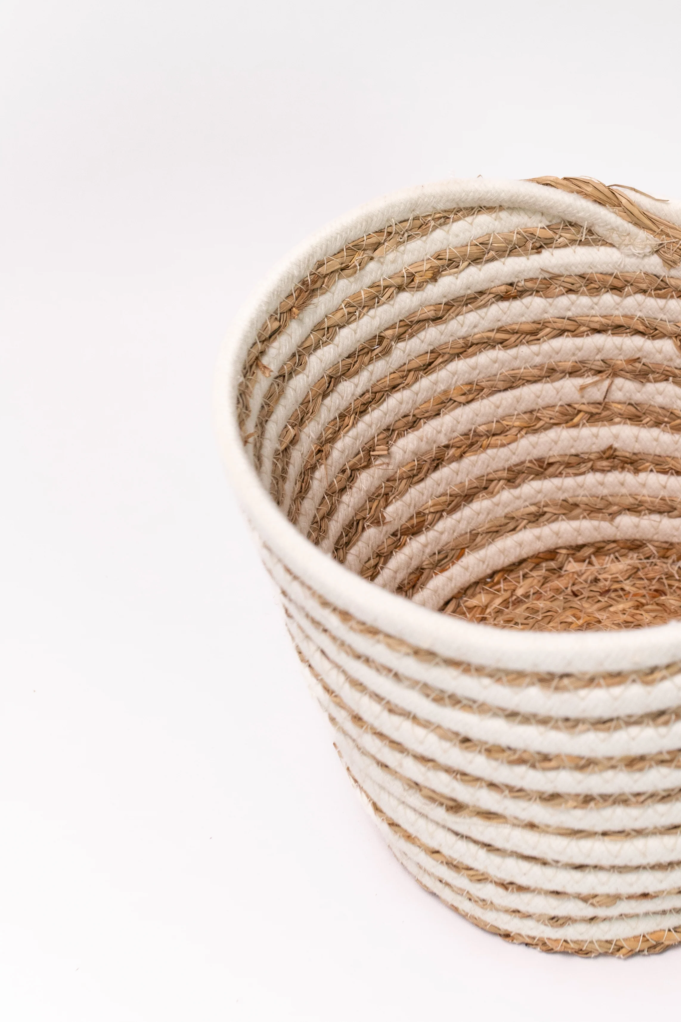 White Striped Seagrass Baskets - Set of 3 - Image 3