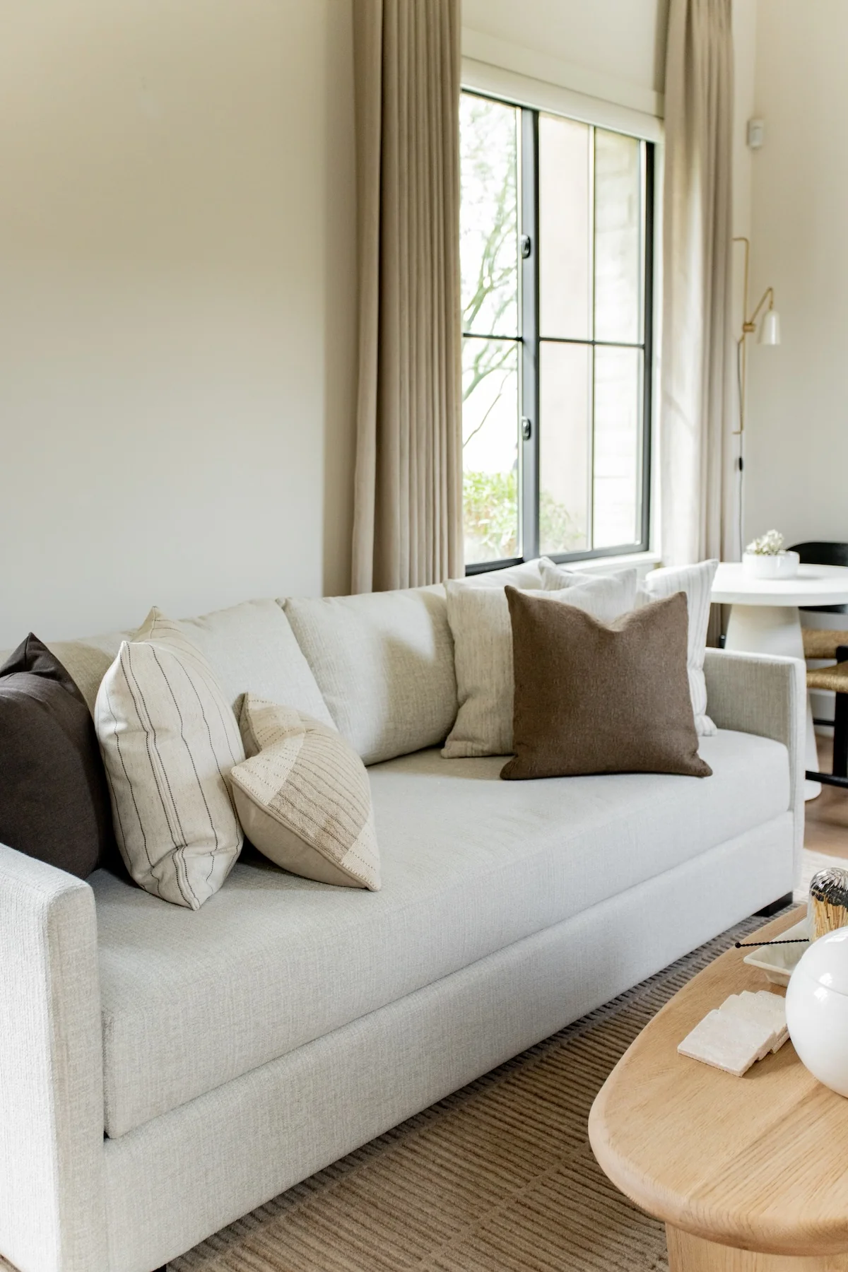 Wickham Sleeper Sofa - Image 4